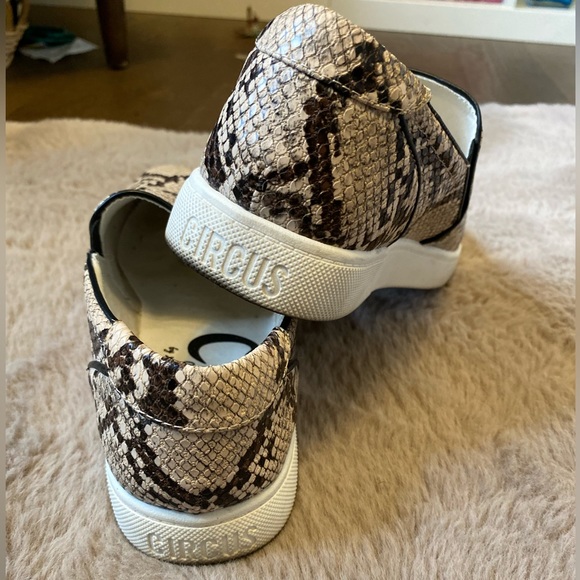 Circus By SamEdelman Loafer - Picture 3 of 4